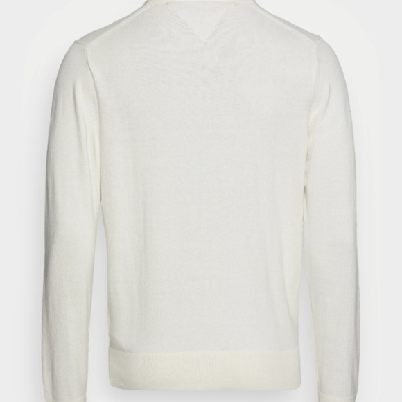 Tommy Hilfiger L soft knit tailored crew neck cream/off white sweater - Picture 4 of 5